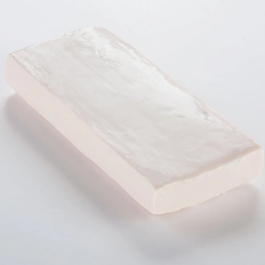 Cernit Polymerleire Doll 500g – 425 Beigerosa Translucent
