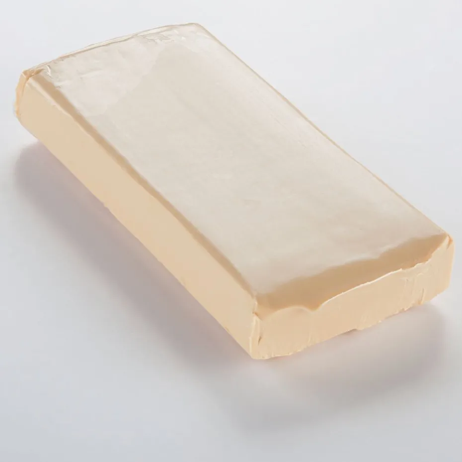 Cernit Polymerleire Doll 500g – 744 Mandel