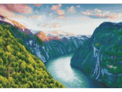 Diamond Dotz Squares DQ10 – Geirangerfjorden «De 7 søstre»