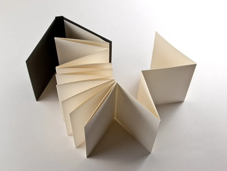 Fabriano Leporello Skissebok 260g 11,5×16,5cm