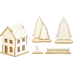 Figursett i tre – Lite hus