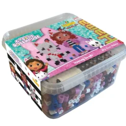 Hama Maxi Sett – Boks m/perler og brett – Gabby’s Dollhouse