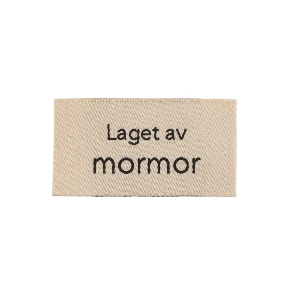 Merkelapp med tekst 25x45mm – Laget av mormor