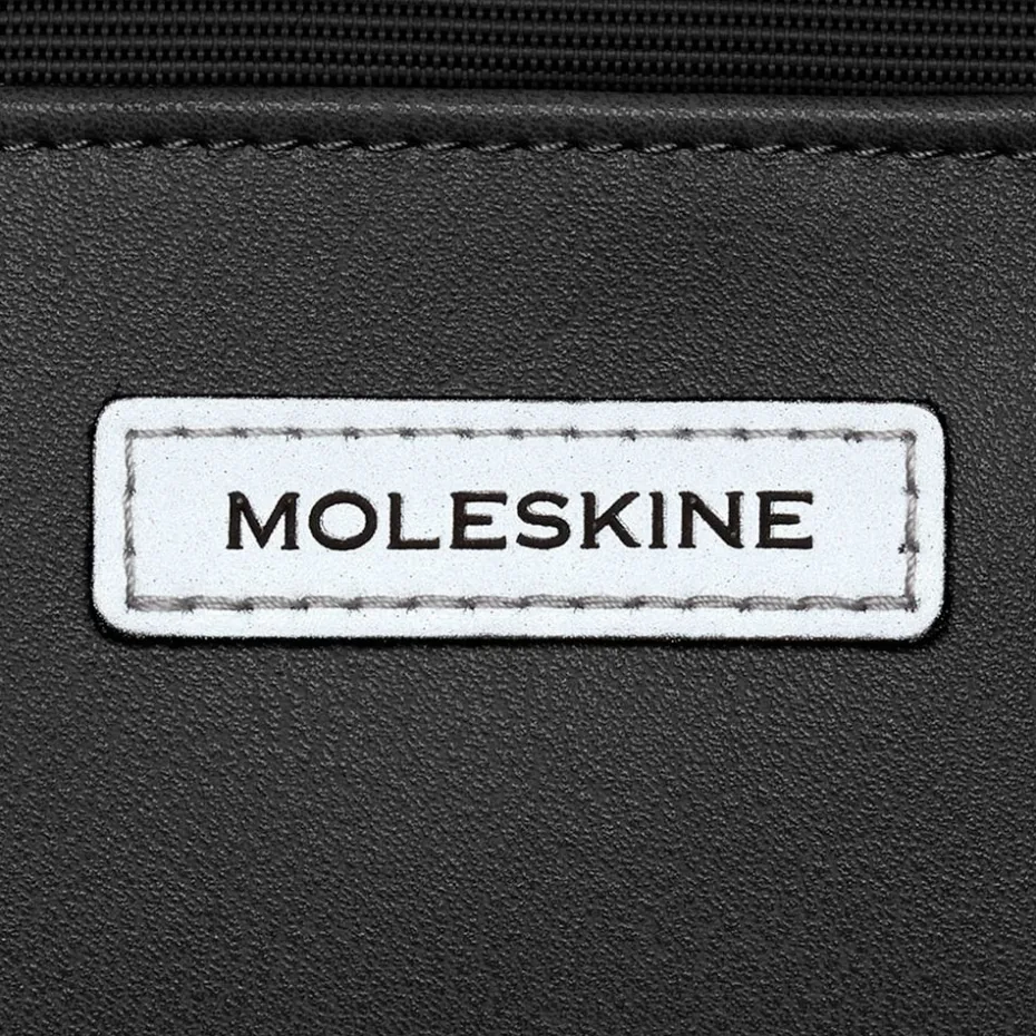 Moleskine Metro Slim Backpack – Black – 11 lt