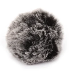 Pelsdusk til hue – Imitasjon – 8cm – Grå/sort