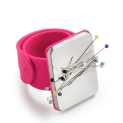 Prym Love – Magnetisk nålepute til arm – Rosa