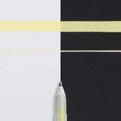 Sakura Gelly Roll Moonlight 10 Bold – 403 Pastel Yellow