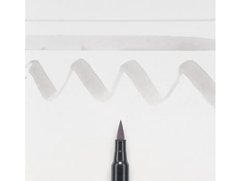Sakura KOI Coloring Brush Pen – 153 Light Cool Grey