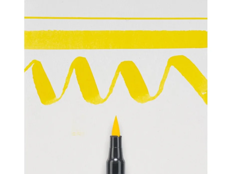 Sakura KOI Coloring Brush Pen – 3 Yellow