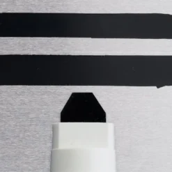 Sakura Metal Marker 10mm – #49 Sort