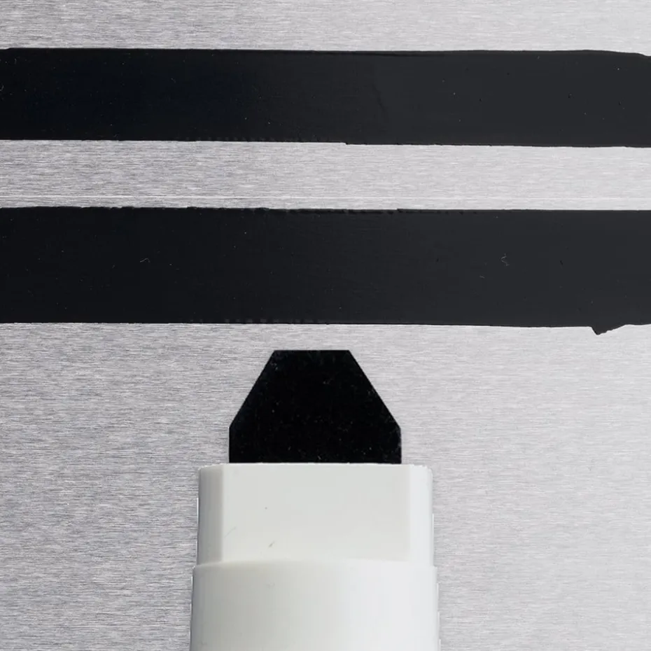 Sakura Metal Marker 10mm – #49 Sort