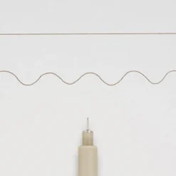 Sakura Pigma Micron Fineliner 003 – 0,15mm – 117 Sepia